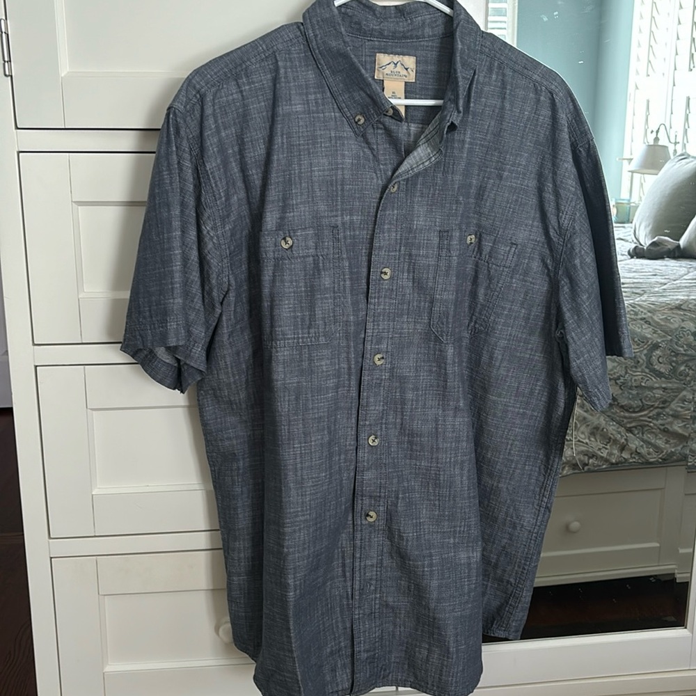 Men’s chambray shirt